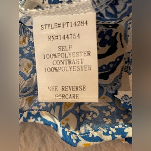 DAVI AND DANI SLEEVELESS RUFFLE TANK WHITE BLUE FLOWERS PAISLEY 3XL - Picture 5 of 5